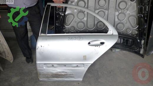 Mercedes-Benz C Serisi Sol Arka Kapı çıkma parça