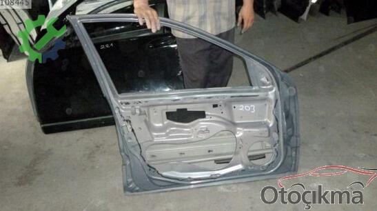 Mercedes-Benz C Serisi Sol Ön Kapı çıkma parça