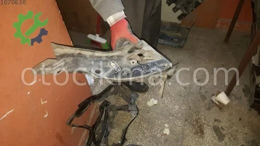 Mercedes-Benz C Serisi Stop Sacı çıkma parça