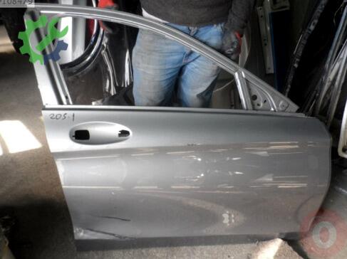 Mercedes-Benz C Serisi Sağ Ön Kapı çıkma parça