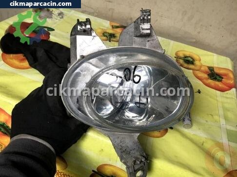 Peugeot 206 Sağ Sis Farı çıkma parça