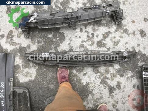 Peugeot 206 Tampon Izgarası çıkma parça