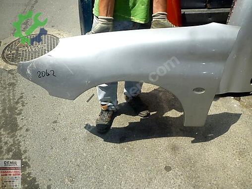 Peugeot 206 Ön Çamurluk çıkma parça