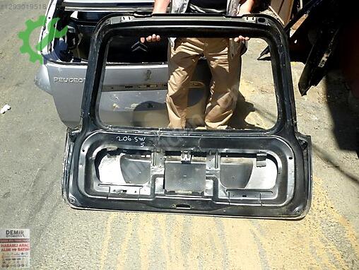 Peugeot 206 Bagaj çıkma parça