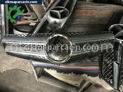 Mercedes-Benz E Serisi Panjur çıkma parça