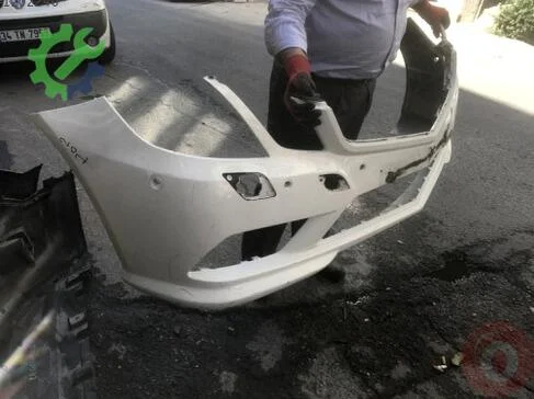 Mercedes-Benz E Serisi Ön Tampon çıkma parça