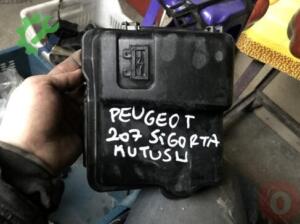207 SİGORTA KUTUSU PEUGEOT ORJİNAL ÇIKMA PARÇA