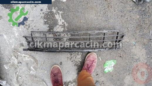Peugeot 207 Tampon Izgarası çıkma parça