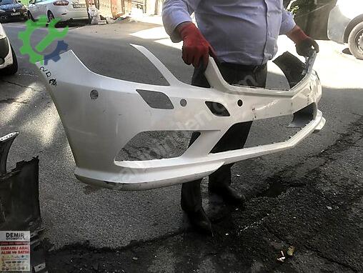 Mercedes-Benz E Ön Tampon çıkma parça