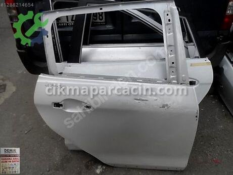 Peugeot 208 Arka Kapı çıkma parça