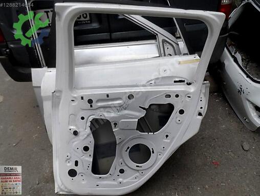 Peugeot 208 Arka Kapı çıkma parça