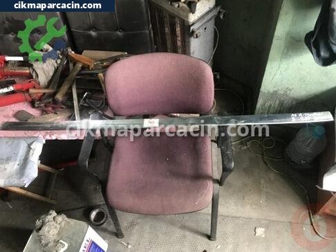 Mercedes-Benz E Serisi Tampon Izgara Çıtası çıkma parça