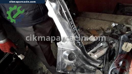 Mercedes-Benz E Serisi Stop Sacı çıkma parça