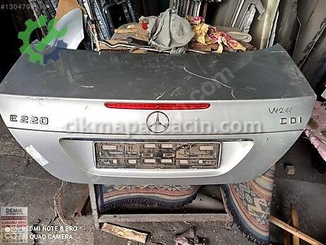Mercedes-Benz E Bagaj çıkma parça