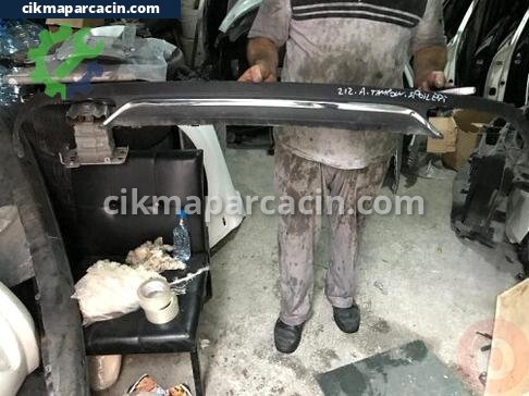 Mercedes-Benz E Serisi Tampon Spoyleri çıkma parça