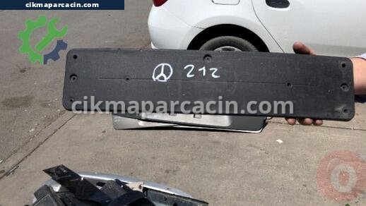 Mercedes-Benz E Serisi Plakalık çıkma parça