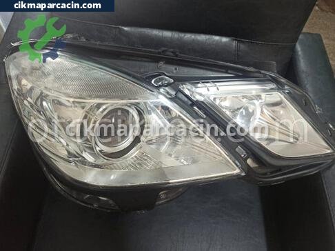 Mercedes-Benz E Serisi Sağ Ön Far çıkma parça