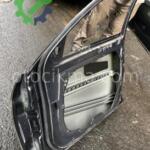 212 SAĞ ÖN KAPI MERCEDES ORJİNAL ÇIKMA PARÇA