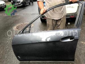 212 SOL ÖN KAPI MERCEDES ORJİNAL ÇIKMA PARÇA