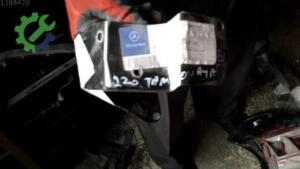 220 S SERİSİ TAMPON DEMİRİ AYAĞI MERCEDES ORJİNAL ÇIKMA PARÇ
