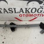 HONDA JAZZ ÖN SAĞ SOL CAM KRİKOSU