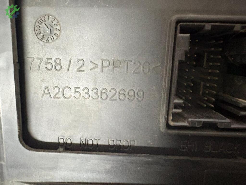 Renault Symbol UCH Beyni 8201068830 çıkma parça