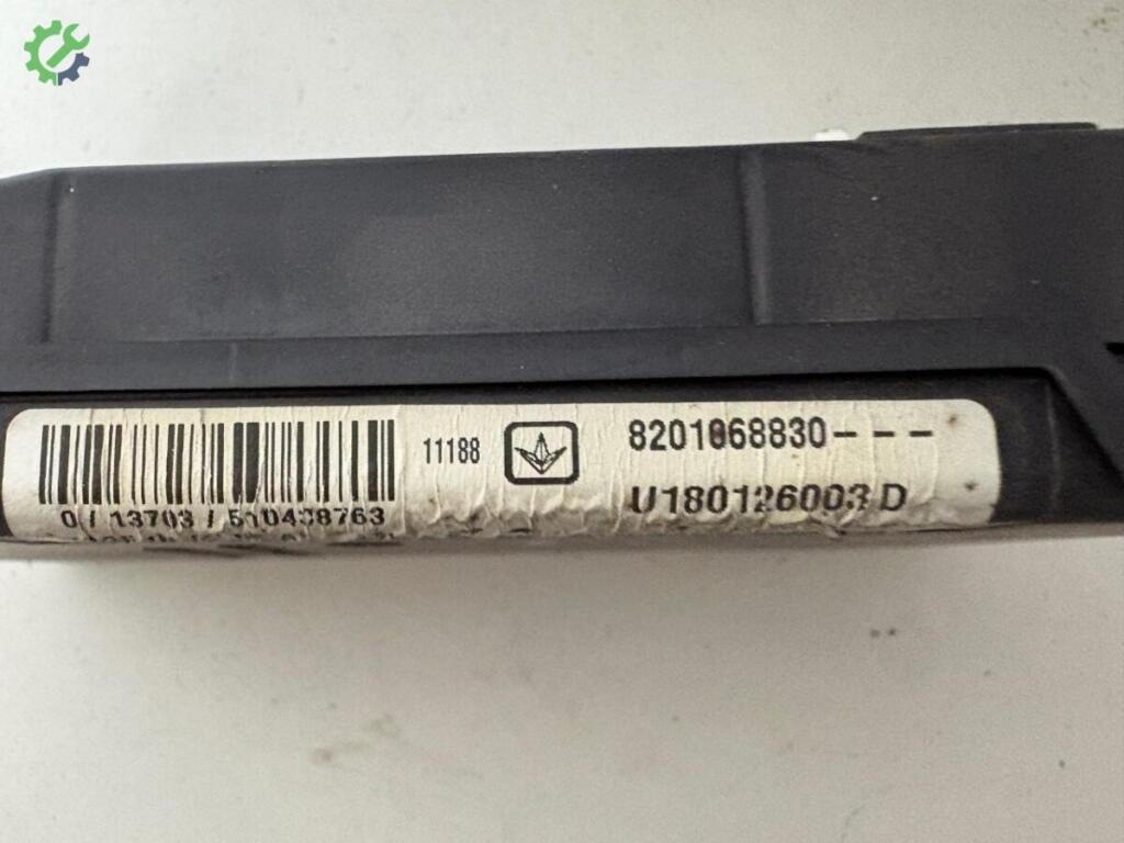 Renault Symbol UCH Beyni 8201068830 çıkma parça