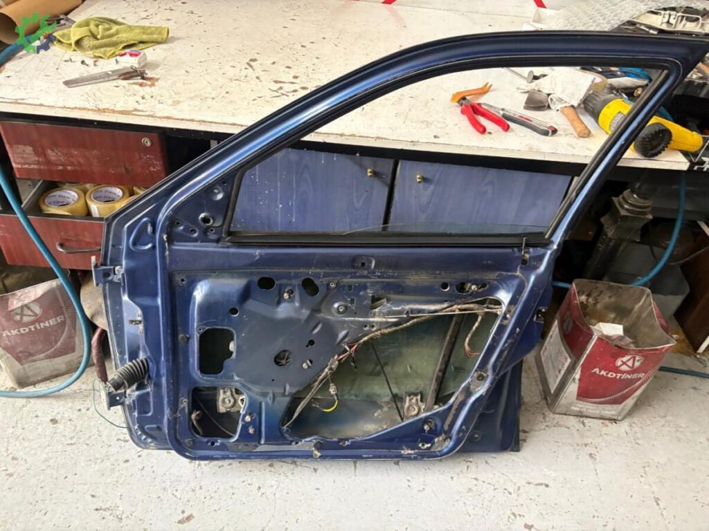 Seat Cordoba Sağ Ön Kapı çıkma parça