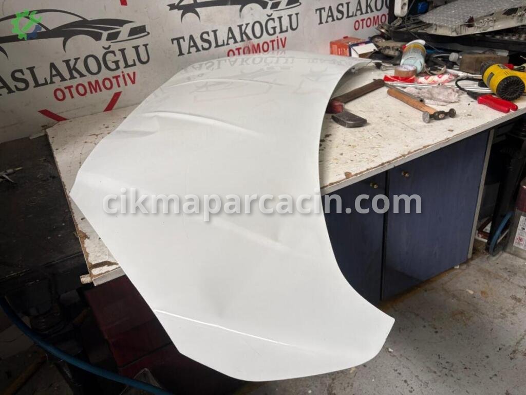 Ford Tourneo Courier Ön Kaput çıkma parça