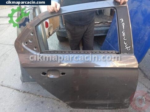 Peugeot 301 Sağ Arka Kapı çıkma parça