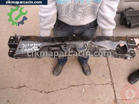 Peugeot 301 Ön Panel çıkma parça