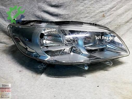 Peugeot 301 Sağ Ön Far çıkma parça