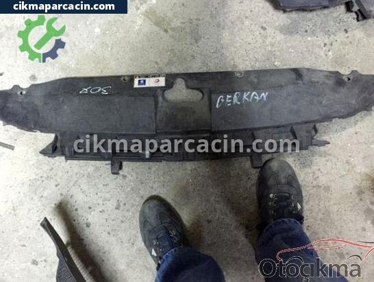 Peugeot 307 Ön Panjur çıkma parça