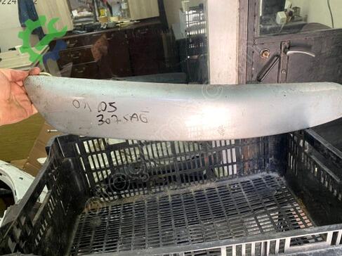 Peugeot 307 Tampon Izgara Çıtası çıkma parça