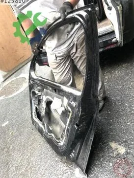 Peugeot 308 Sağ Ön Kapı çıkma parça