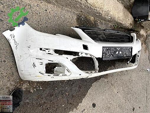 Peugeot 308 Ön Panjur çıkma parça