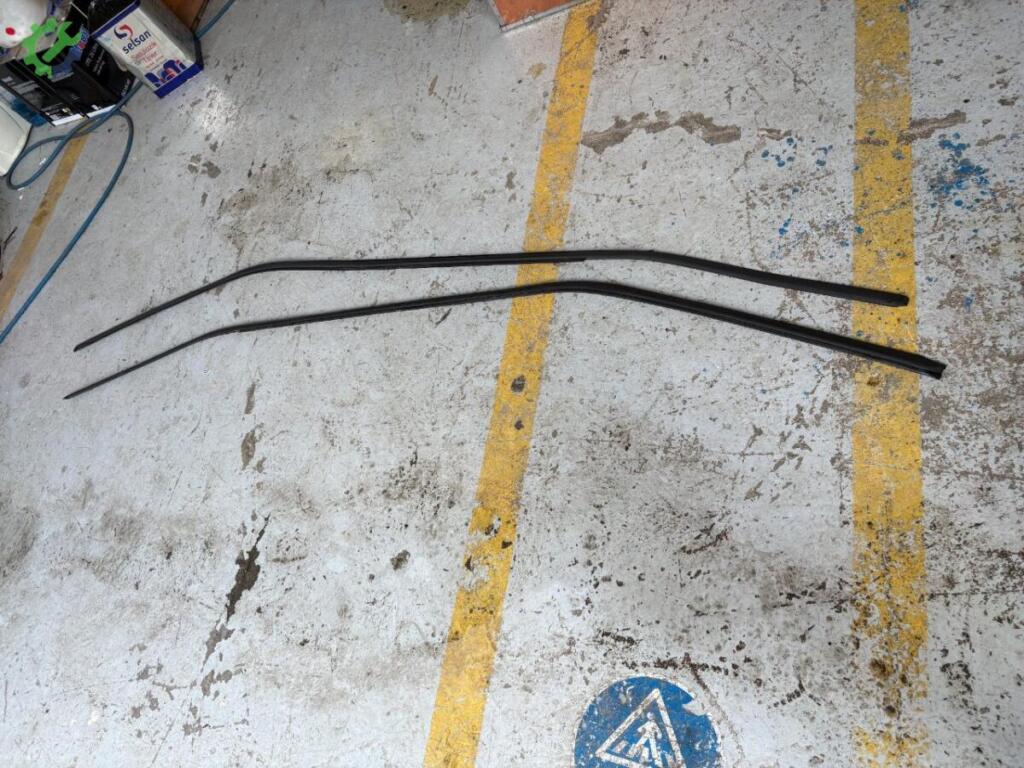 Seat Cordoba Tavan Çıtası çıkma parça