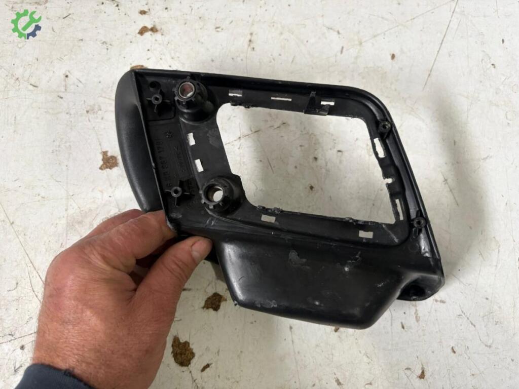 Seat Cordoba Kapı Kolçağı çıkma parça