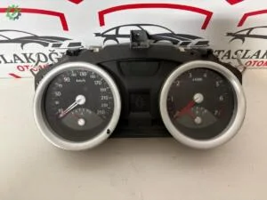 RENAULT MEGANE 2 - 1.6 BENZİNLİ GÖSTERGE PANELİ
