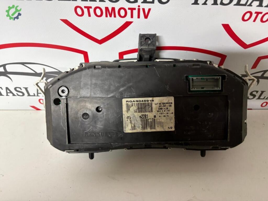 Renault Megane Gösterge Paneli 8200462281 çıkma parça