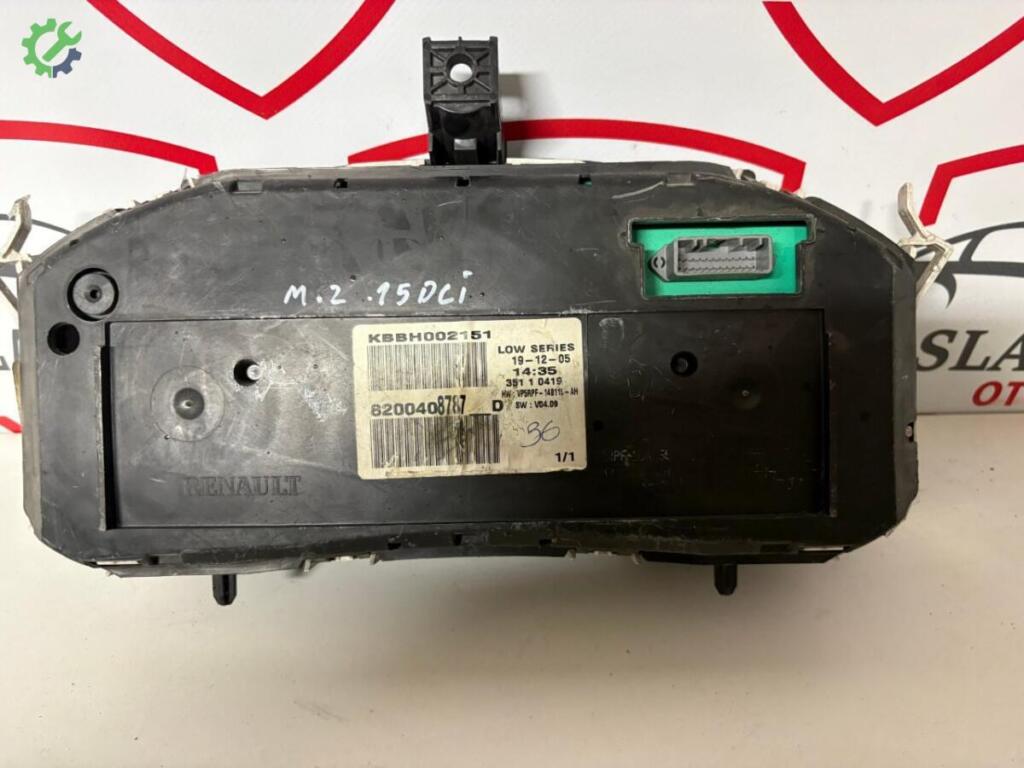 Renault Megane Gösterge Paneli 8200408787 çıkma parça
