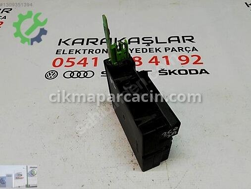 Volkswagen VW CC Beyni 3C0959793A çıkma parça