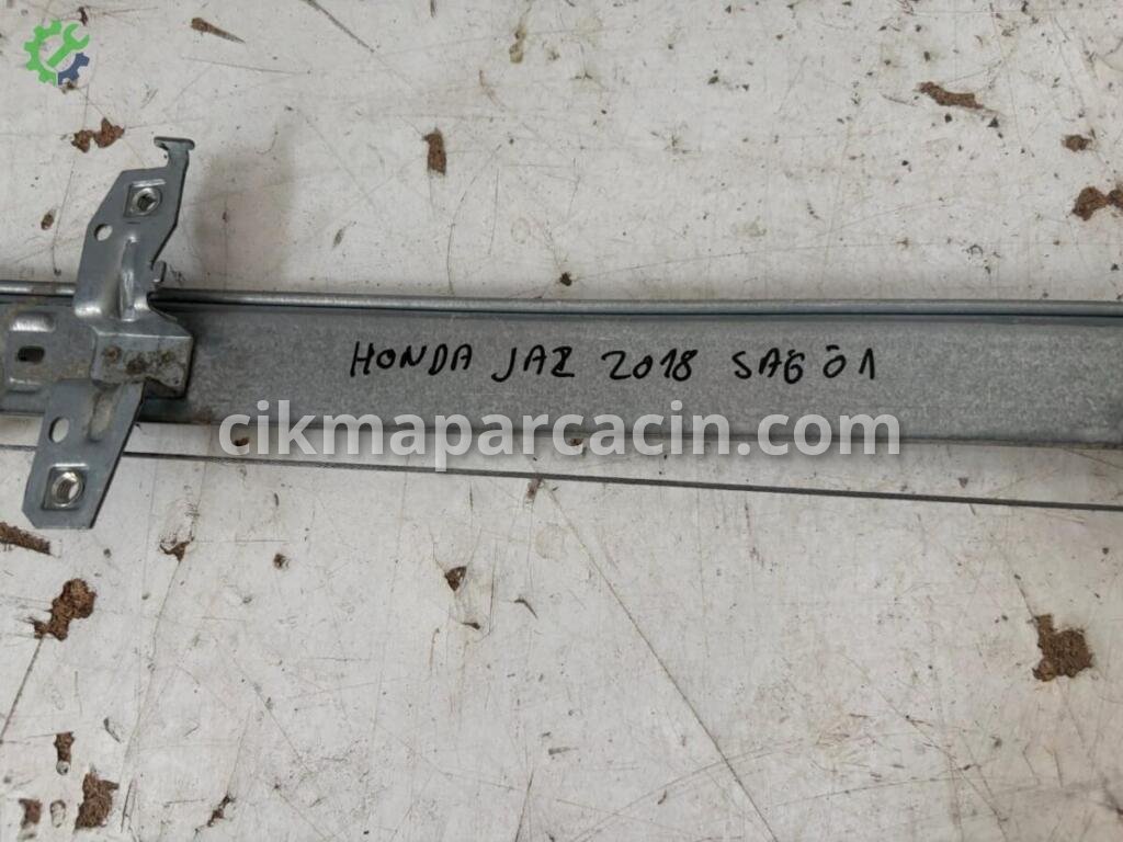 Honda Jazz Cam Krikosu çıkma parça