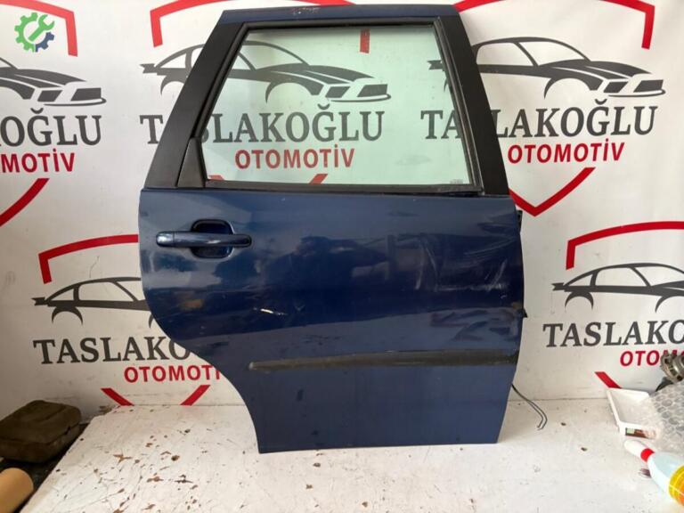 Seat Cordoba Sağ Arka Kapı çıkma parça