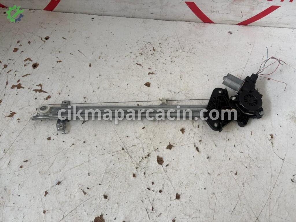 Honda Jazz Cam Krikosu çıkma parça