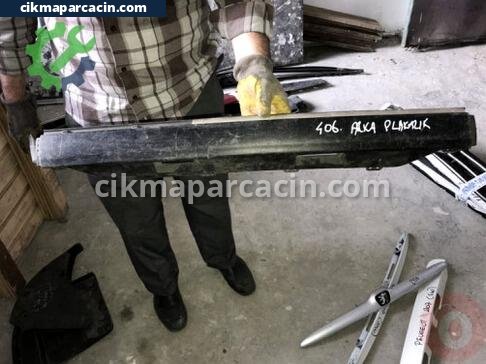 Peugeot 406 Plakalık çıkma parça