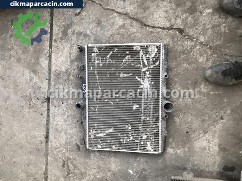 Peugeot 407 Su Radyatörü çıkma parça
