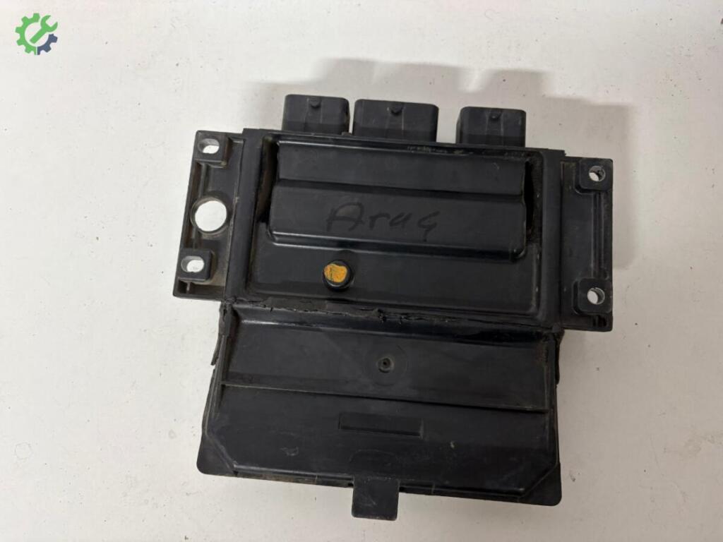 Renault Megane Motor Beyni 8200498188 çıkma parça