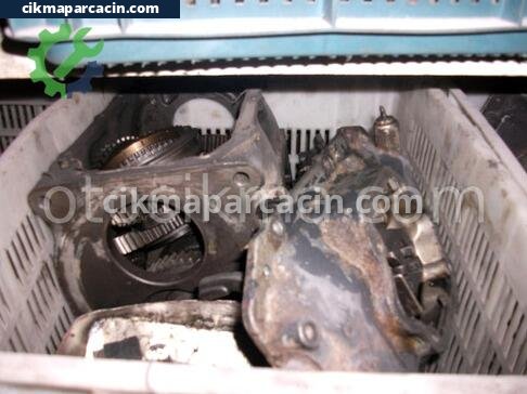 Mitsubishi Canter Şanzıman Komple çıkma parça