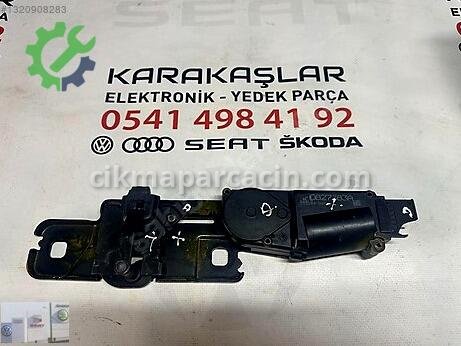 Audi A6 Bagaj Kilidi 4H0827383A çıkma parça